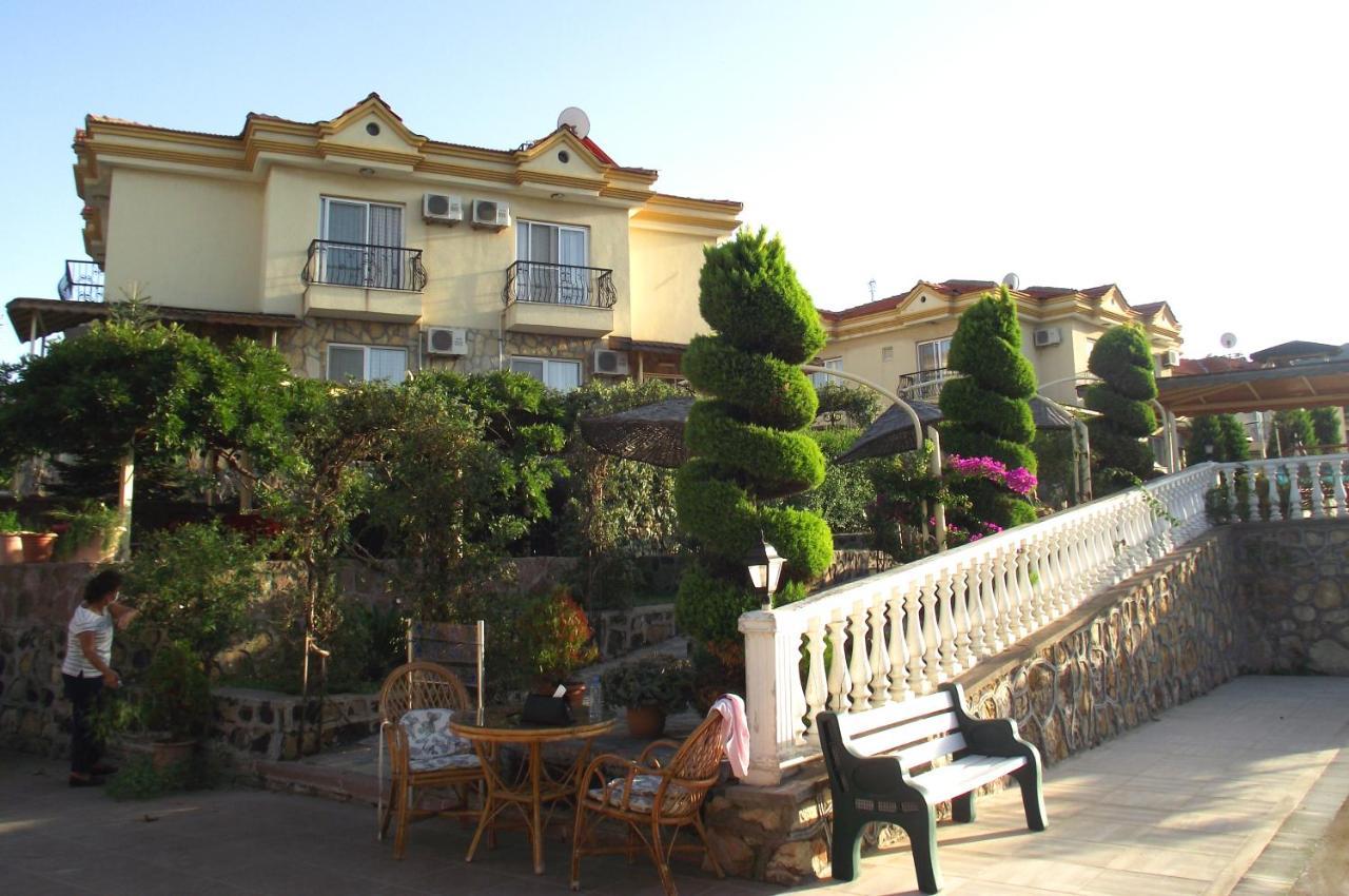 阿利兹度假酒店 Yenifoca 外观 照片